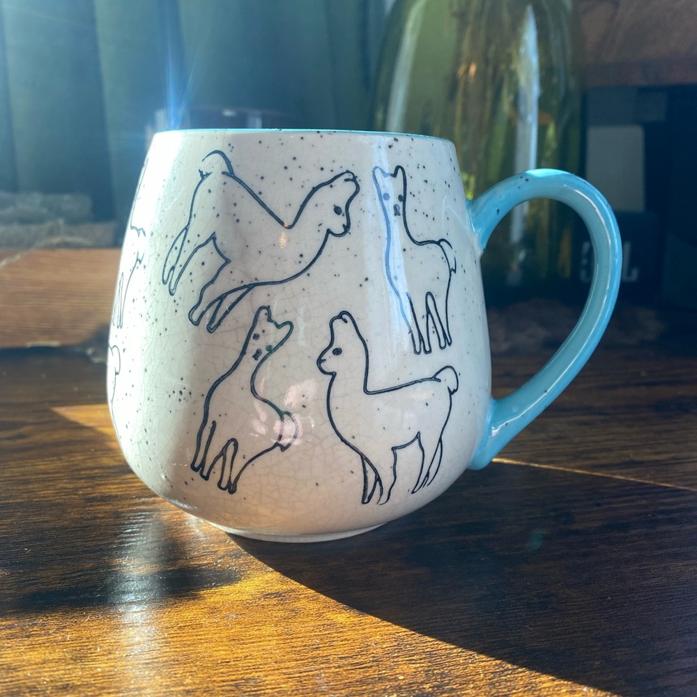 Adorable Meritage Ceramic Llama Alpaca Mug 20 oz